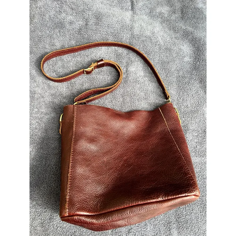 portland leather goods excellent new
